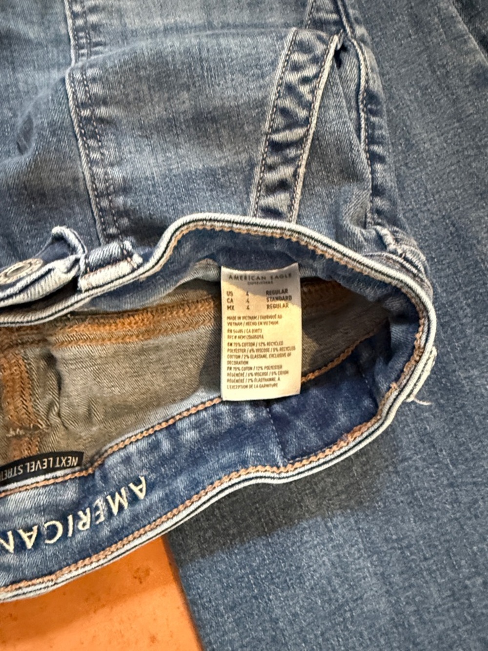 American Eagle Outfitters Medium Blue Wide-Leg Flare Jeans - Picture 4 of 9